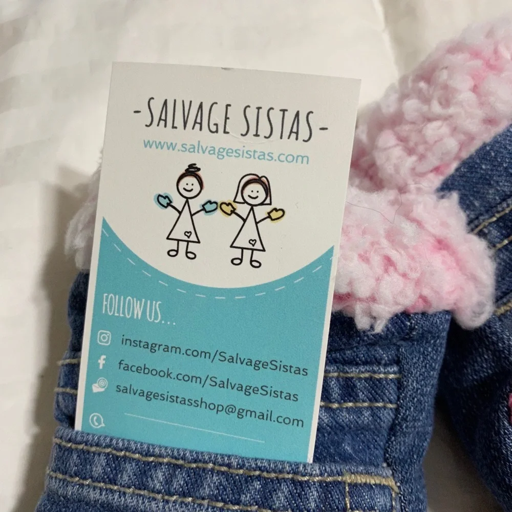 Up Cycled Salvage Sistas Girls Mittens - Large